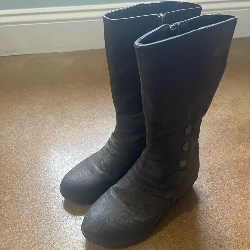 Girls Boots